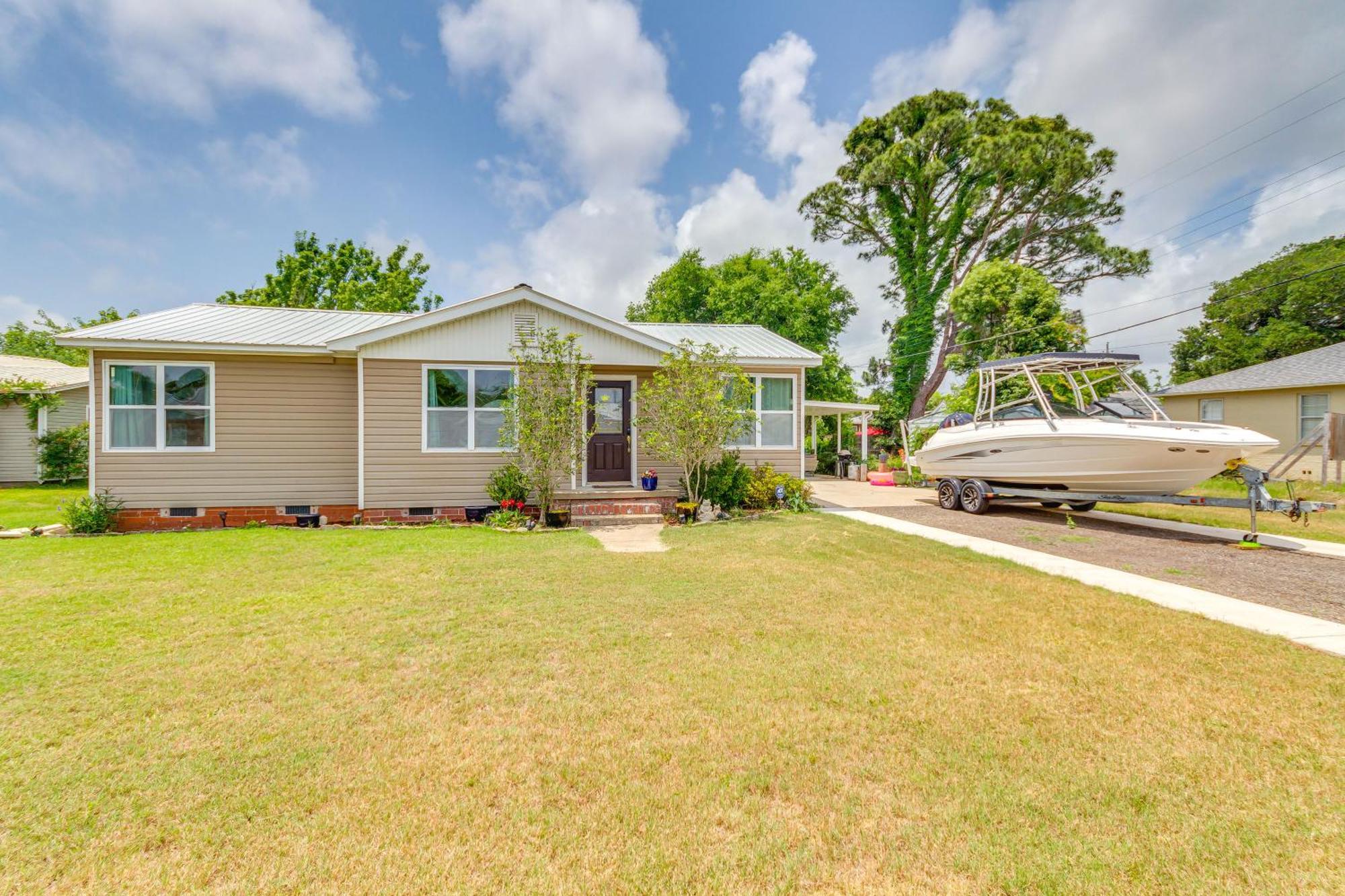 Pensacola Home With Private Spa Walk To Beach! Exterior foto